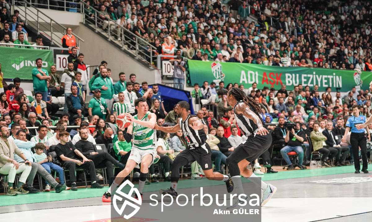 BURSASPOR YÖRSAN - BEŞİKTAŞ FİBABANKA MAÇ FOTOĞRAFLARI