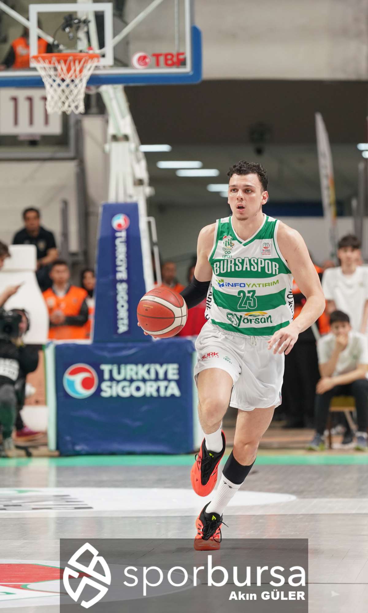 BURSASPOR YÖRSAN - BEŞİKTAŞ FİBABANKA MAÇ FOTOĞRAFLARI