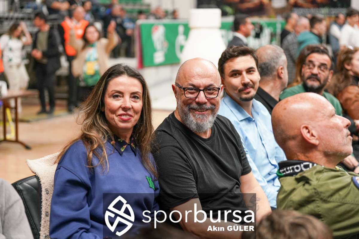 BURSASPOR YÖRSAN - BEŞİKTAŞ FİBABANKA MAÇ FOTOĞRAFLARI