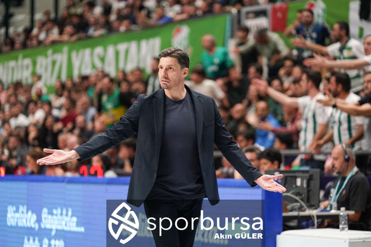 BURSASPOR YÖRSAN - BEŞİKTAŞ FİBABANKA MAÇ FOTOĞRAFLARI