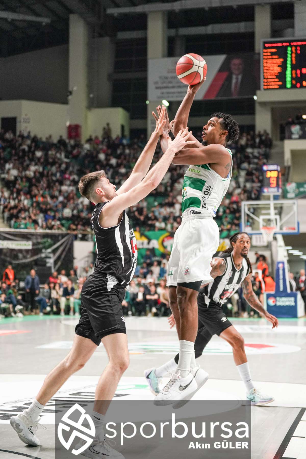 BURSASPOR YÖRSAN - BEŞİKTAŞ FİBABANKA MAÇ FOTOĞRAFLARI