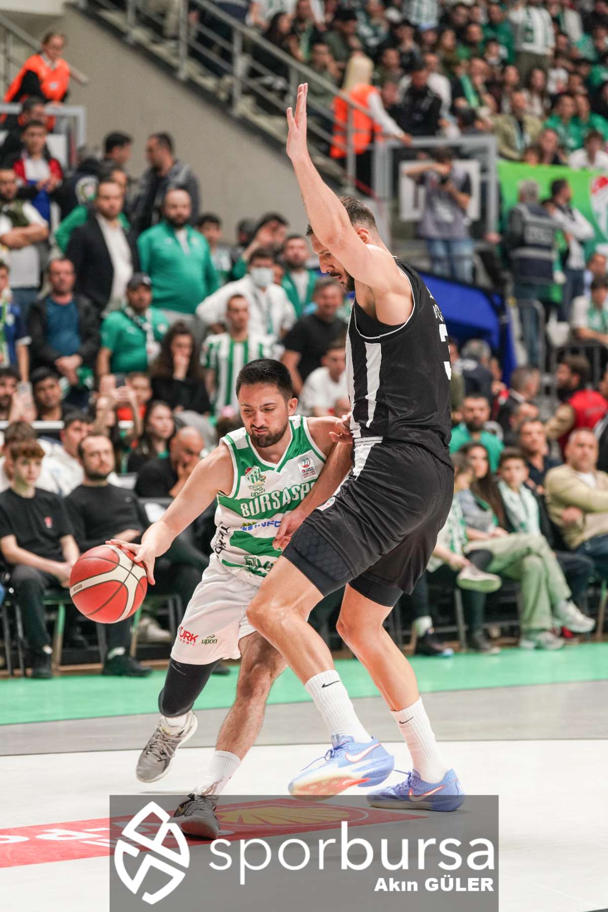 BURSASPOR YÖRSAN - BEŞİKTAŞ FİBABANKA MAÇ FOTOĞRAFLARI