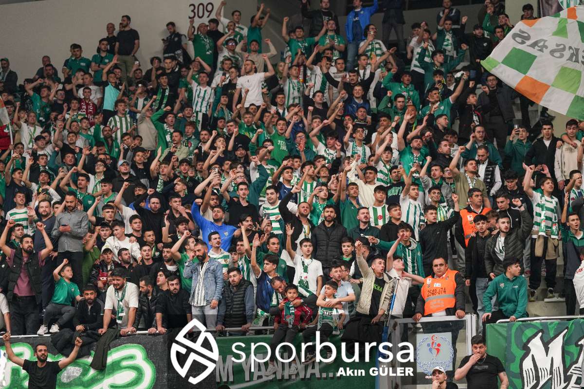 BURSASPOR YÖRSAN - BEŞİKTAŞ FİBABANKA MAÇ FOTOĞRAFLARI