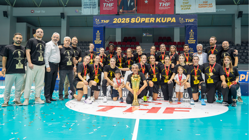 Hentbolda süperiz süper