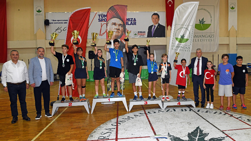 Minik raketler Osmangazi’de kapıştı