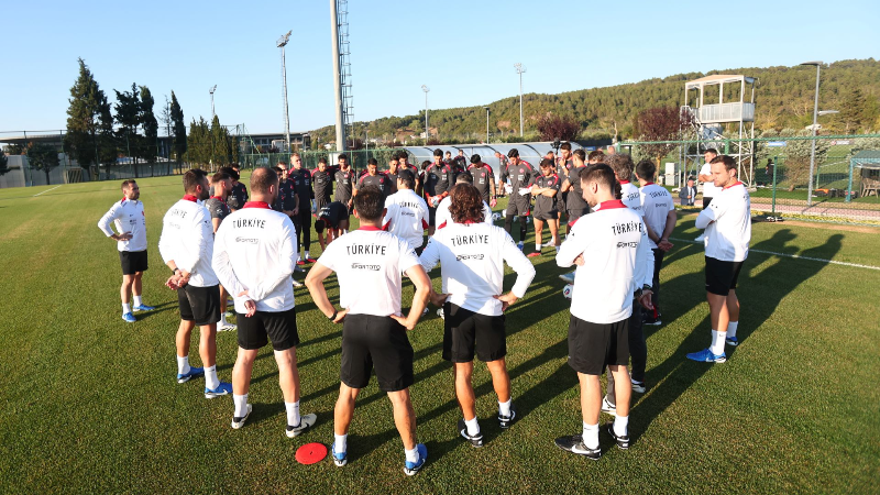 A Millilerin Gürcistan ve İspanya mesaisi başladı