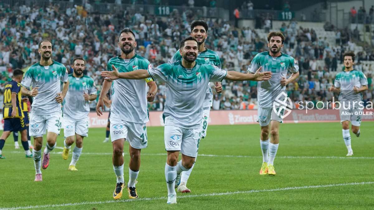 BURSASPOR - SÖĞÜTSPOR MAÇ FOTOĞRAFLARI