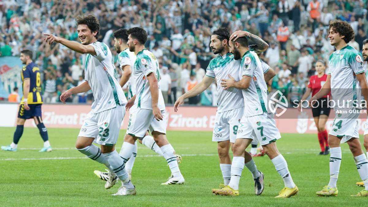 BURSASPOR - SÖĞÜTSPOR MAÇ FOTOĞRAFLARI