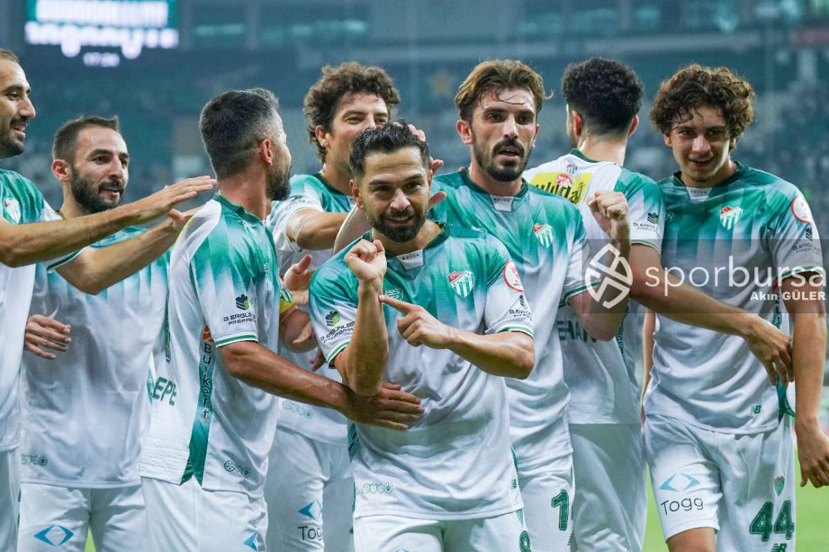 BURSASPOR - SÖĞÜTSPOR MAÇ FOTOĞRAFLARI
