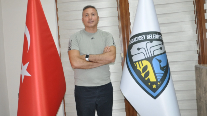 Karacabey’de flaş ayrılık!