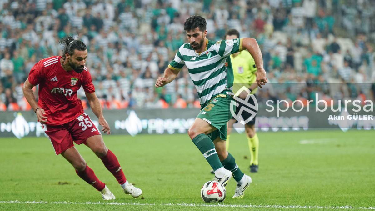 BURSASPOR - ARNAVUTKÖY BELEDİYESPOR MAÇ FOTOĞRAFLARI