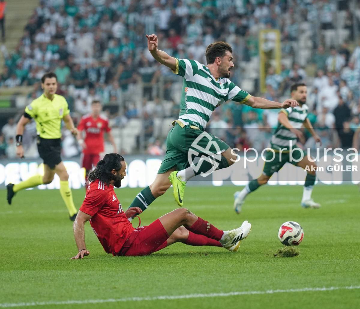 BURSASPOR - ARNAVUTKÖY BELEDİYESPOR MAÇ FOTOĞRAFLARI