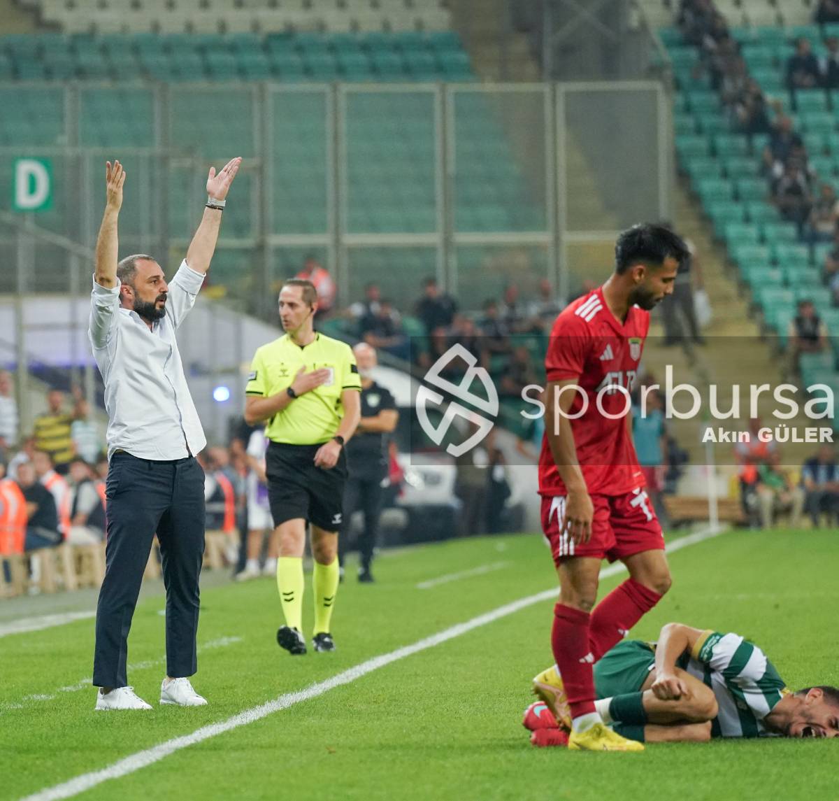 BURSASPOR - ARNAVUTKÖY BELEDİYESPOR MAÇ FOTOĞRAFLARI