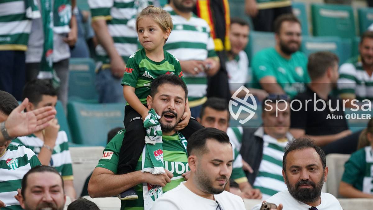BURSASPOR - ARNAVUTKÖY BELEDİYESPOR MAÇ FOTOĞRAFLARI