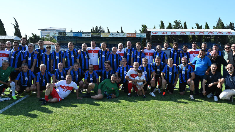 Futbolun efsaneleri Karacabey’de buluştu