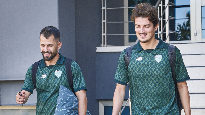 Bursaspor 3 eksikle Karadeniz'e gitti!