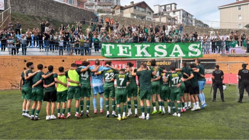 Bursaspor, geriden gelip Ereğli'de turu geçti!