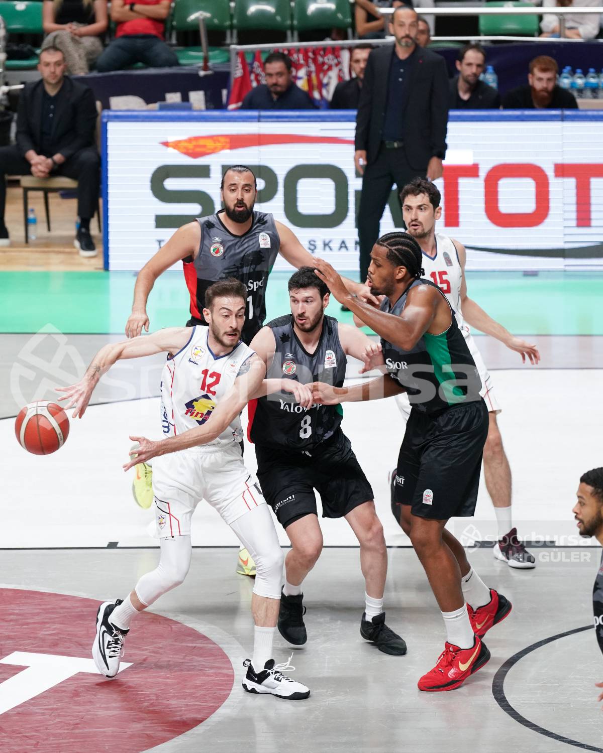 FİNALSPOR - YALOVASPOR MAÇI FOTOĞRAFLARI