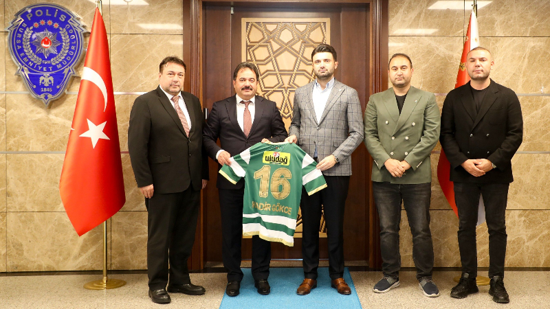 Bursaspor’dan yeni Emniyet Müdürü Gökçe’ye ziyaret