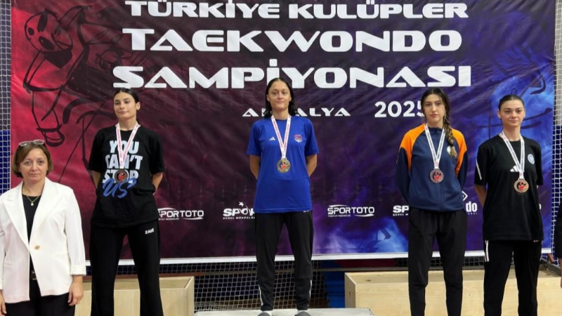 Osmangazili tekvandocudan bronz madalya