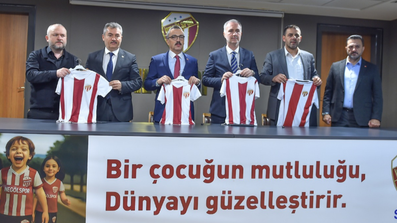 İnegölspor'da hedef 60 bin gence dokunmak