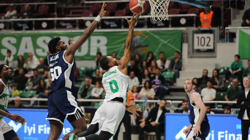 Bursaspor, Bahçeşehir'i elinden kaçırdı!