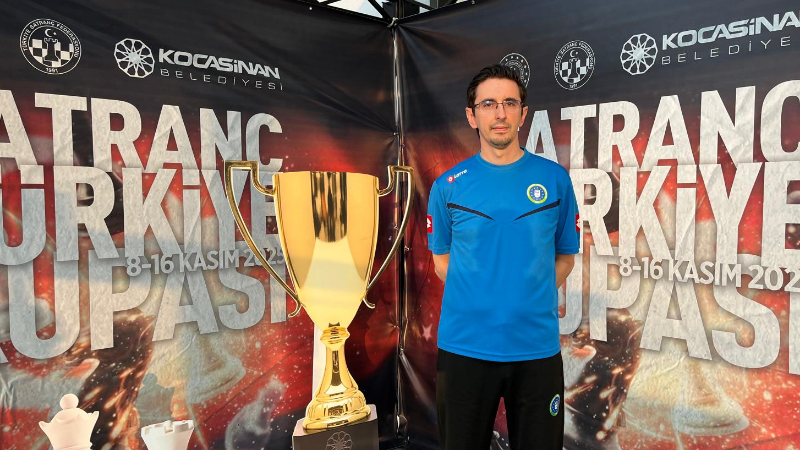 Büyükşehirli Ervin Özkan finale yükseldi