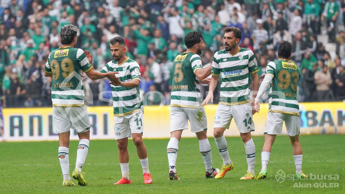 BURSASPOR - FETHİYESPOR MAÇ FOTOĞRAFLARI