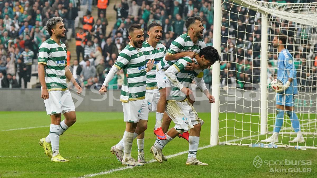 BURSASPOR - FETHİYESPOR MAÇ FOTOĞRAFLARI