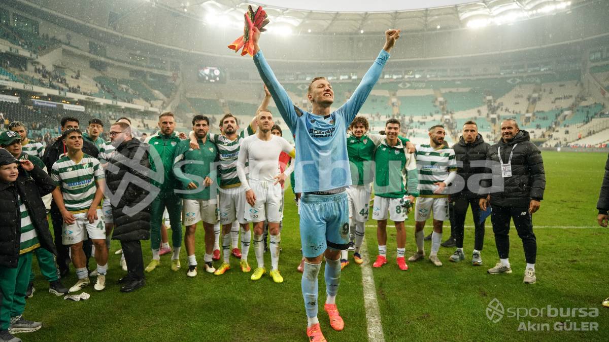BURSASPOR - FETHİYESPOR MAÇ FOTOĞRAFLARI
