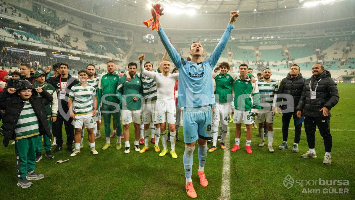 BURSASPOR - FETHİYESPOR MAÇ FOTOĞRAFLARI