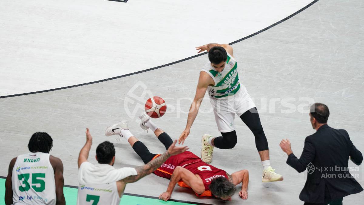 BURSASPOR - GALATASARAY MAÇ FOTOĞRAFLARI
