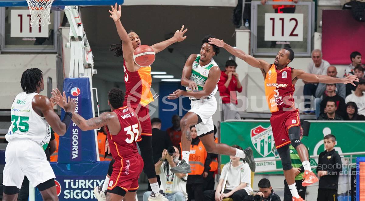 BURSASPOR - GALATASARAY MAÇ FOTOĞRAFLARI