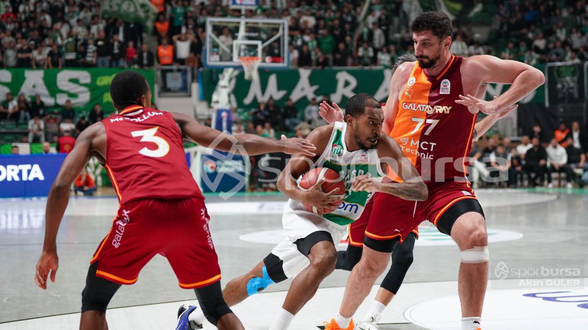 BURSASPOR - GALATASARAY MAÇ FOTOĞRAFLARI