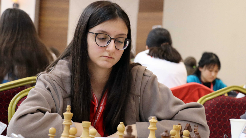 Satranççı Arya Aydoğan’dan büyük hamleler