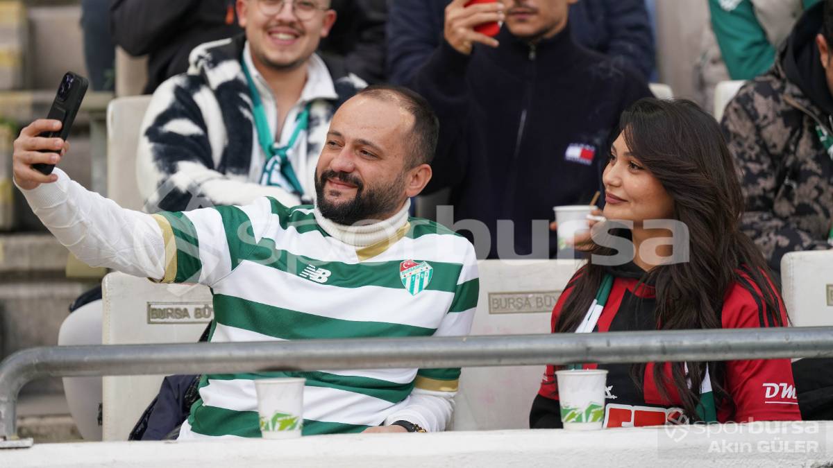 BURSASPOR - ALİAĞA FK MAÇ FOTOĞRAFLARI