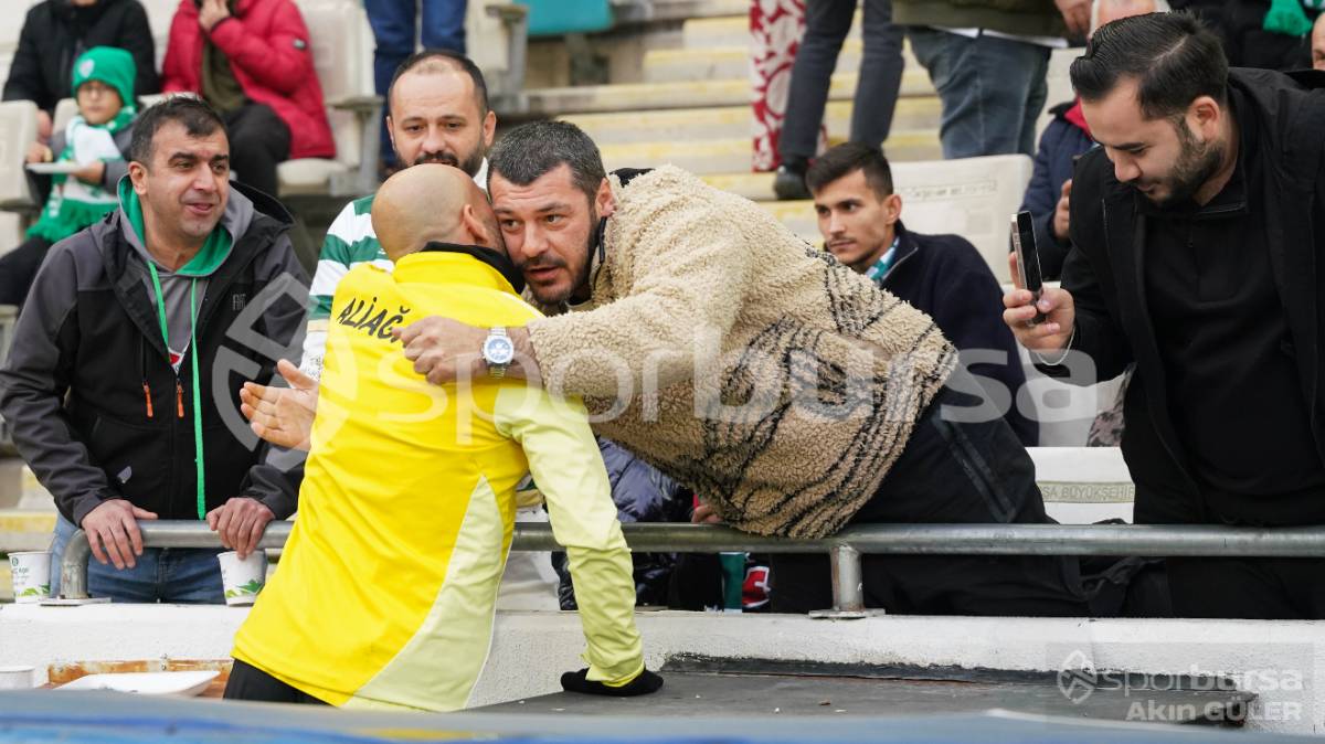 BURSASPOR - ALİAĞA FK MAÇ FOTOĞRAFLARI