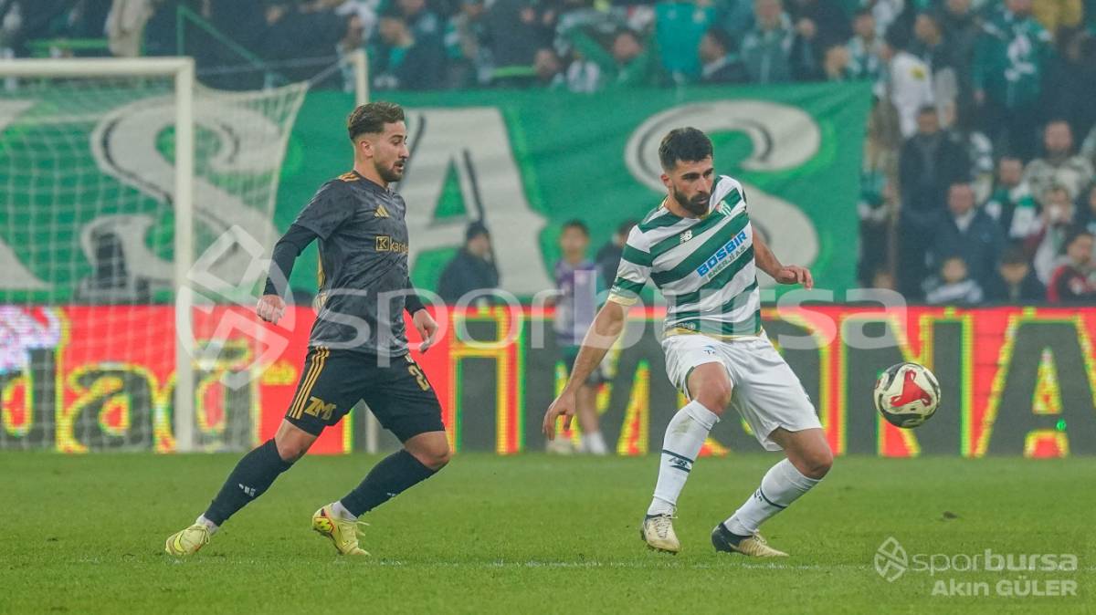 BURSASPOR - ALİAĞA FK MAÇ FOTOĞRAFLARI