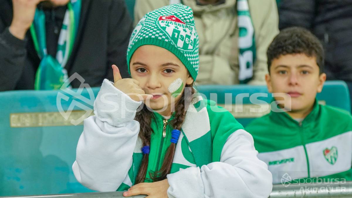 BURSASPOR - ALİAĞA FK MAÇ FOTOĞRAFLARI