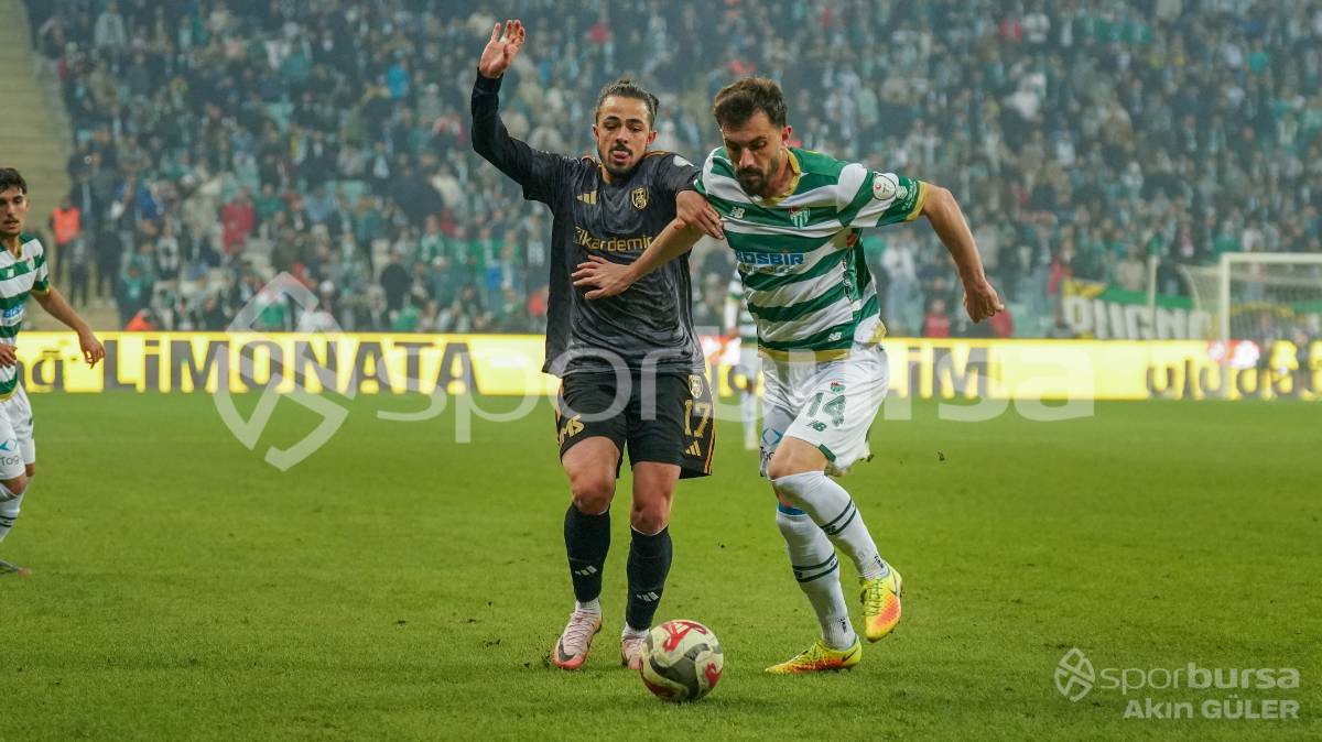 BURSASPOR - ALİAĞA FK MAÇ FOTOĞRAFLARI