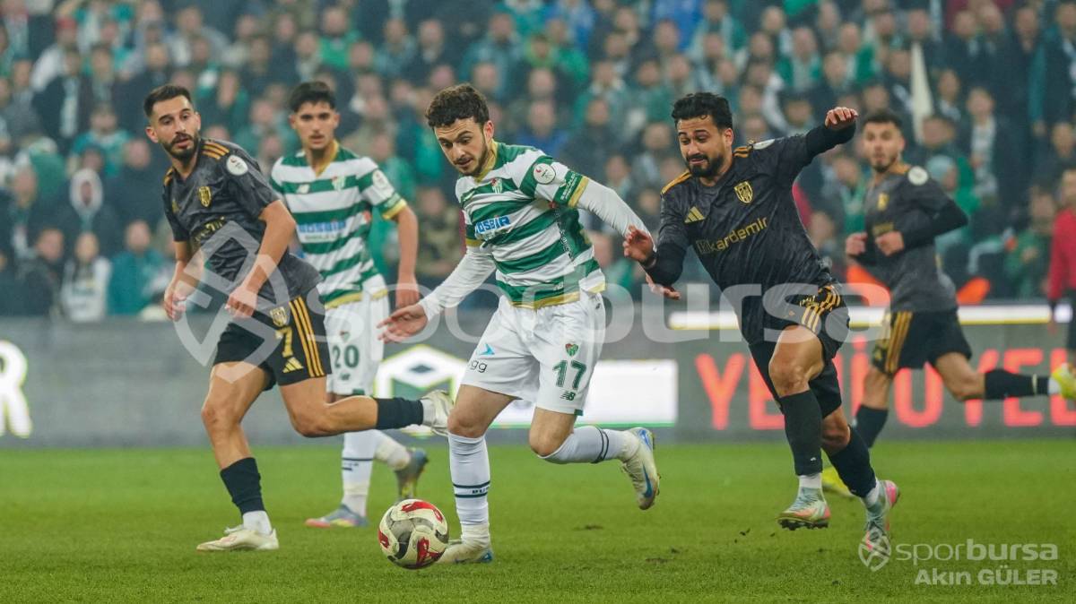 BURSASPOR - ALİAĞA FK MAÇ FOTOĞRAFLARI
