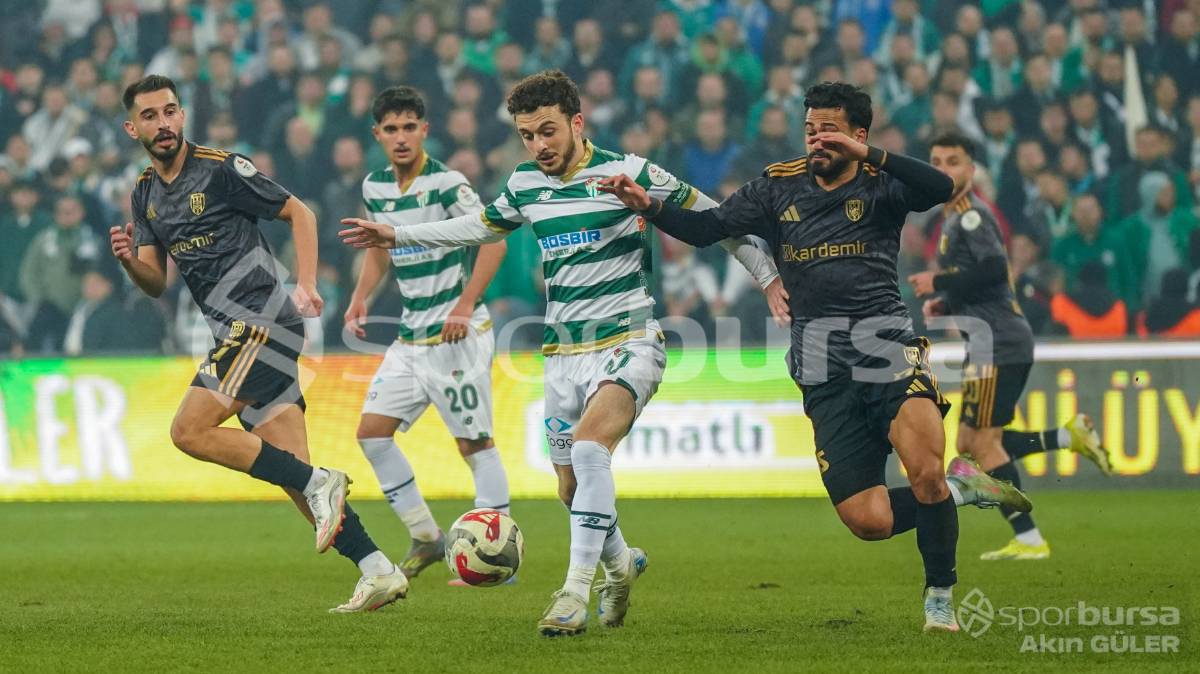 BURSASPOR - ALİAĞA FK MAÇ FOTOĞRAFLARI