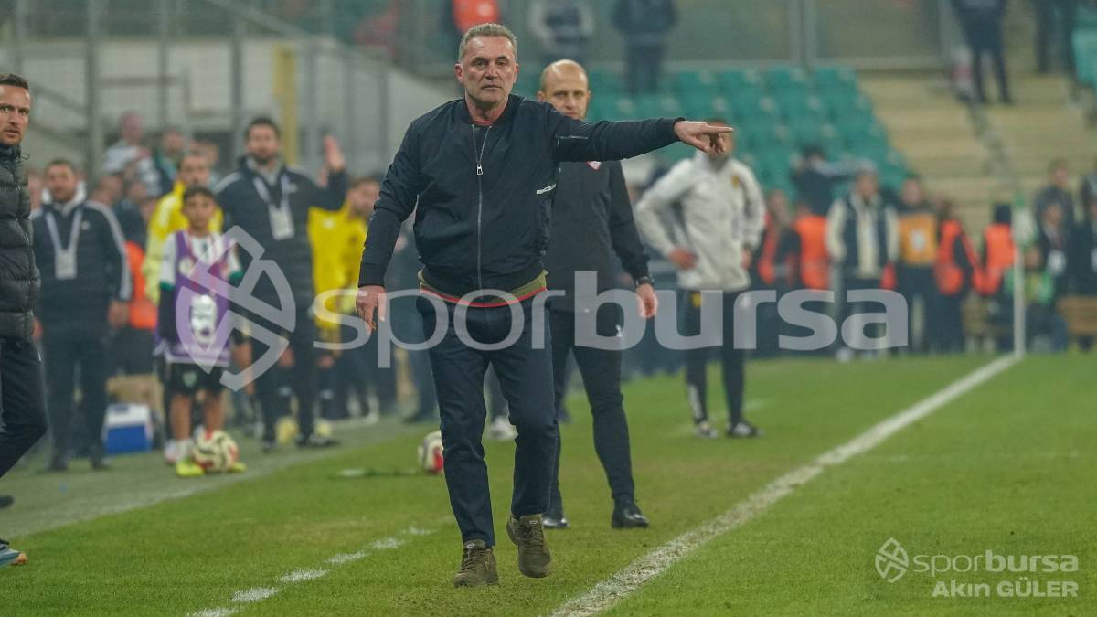 BURSASPOR - ALİAĞA FK MAÇ FOTOĞRAFLARI