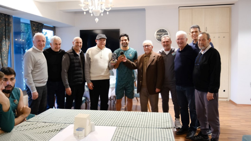 BPFDD’den Muhammet Demir’e ödül