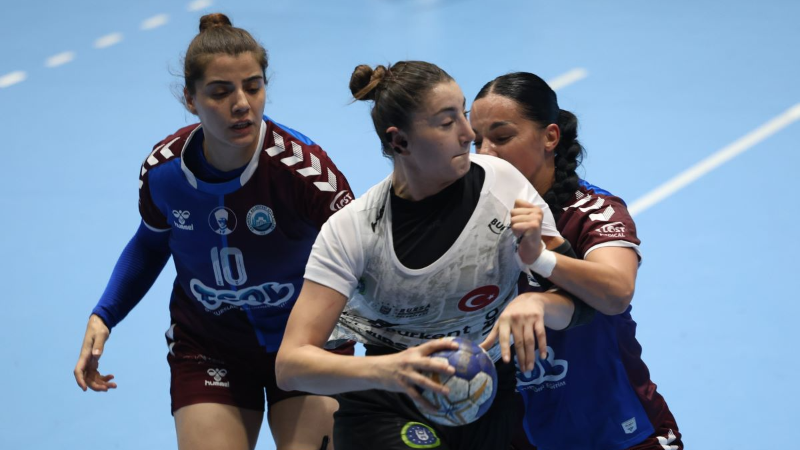 Bursa Büyükşehir hentbol ligi soluyor