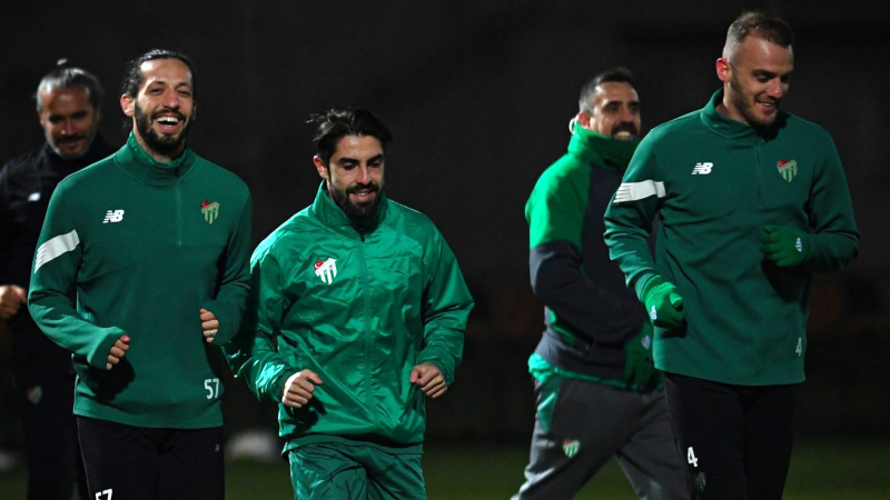 Bursaspor’un kamp kadrosunda bazı isimler yok!