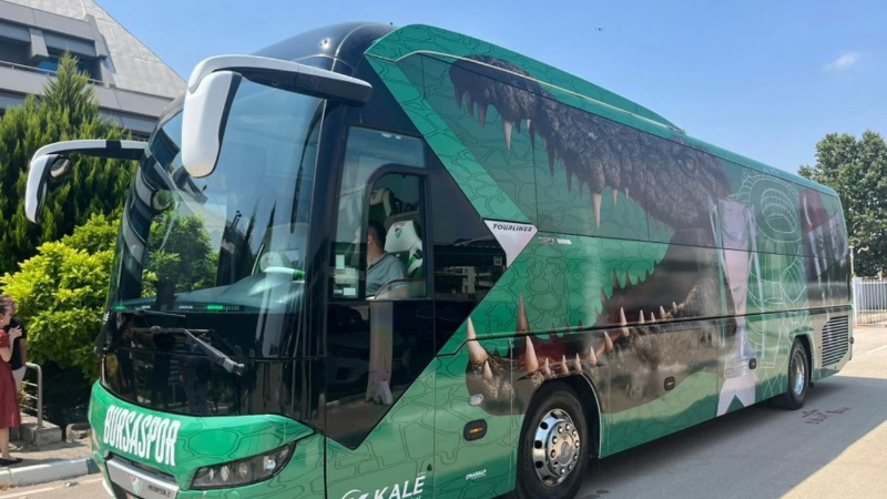 Bursaspor Akdeniz’e indi