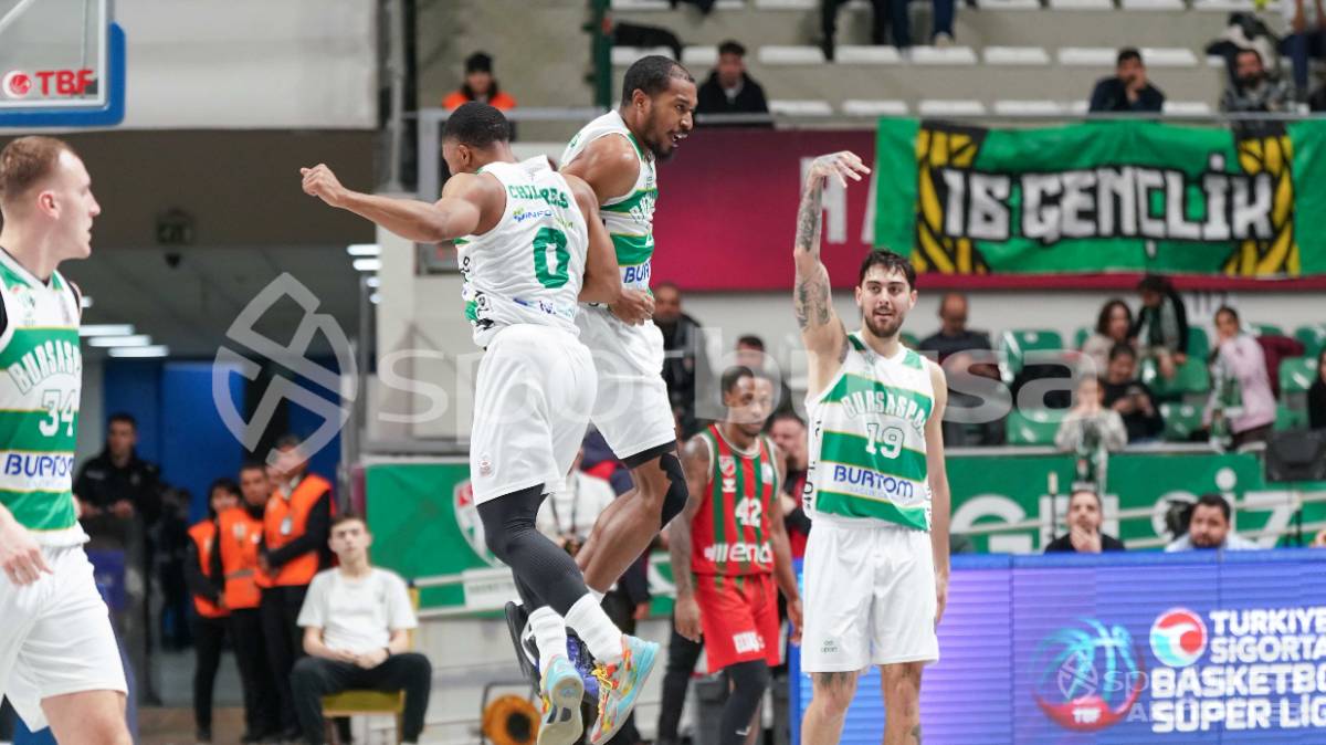 BURSASPOR - KARŞIYAKA BASKETBOL MAÇI FOTOĞRAFLARI