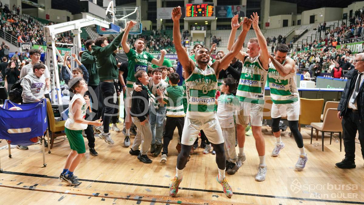 BURSASPOR - KARŞIYAKA BASKETBOL MAÇI FOTOĞRAFLARI
