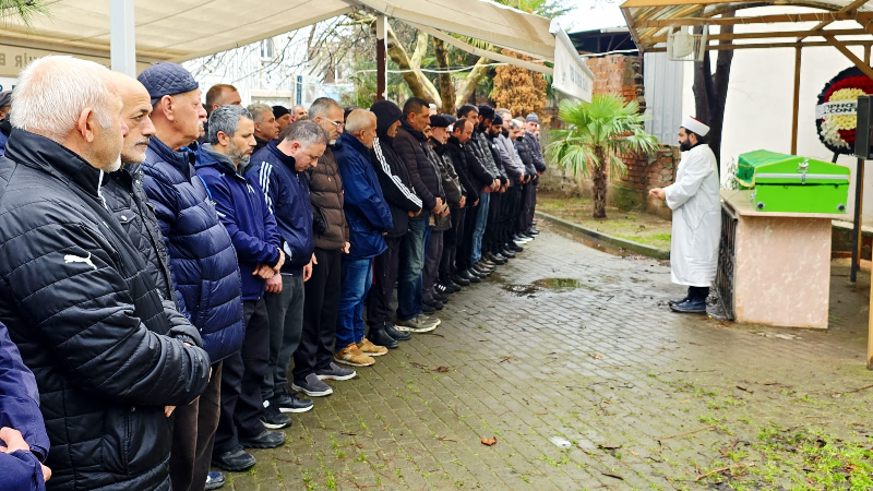 Bursaspor'un emektarı Yaşar Vatansever’e veda